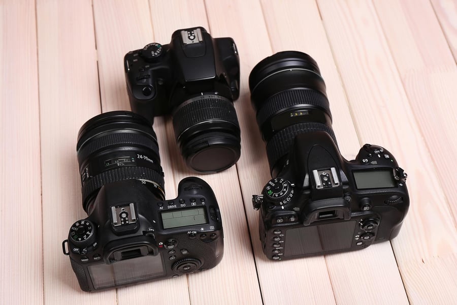 Fujifilm X-T50 vs Sony A6700: 40 MP oder bester APS-C-AF?